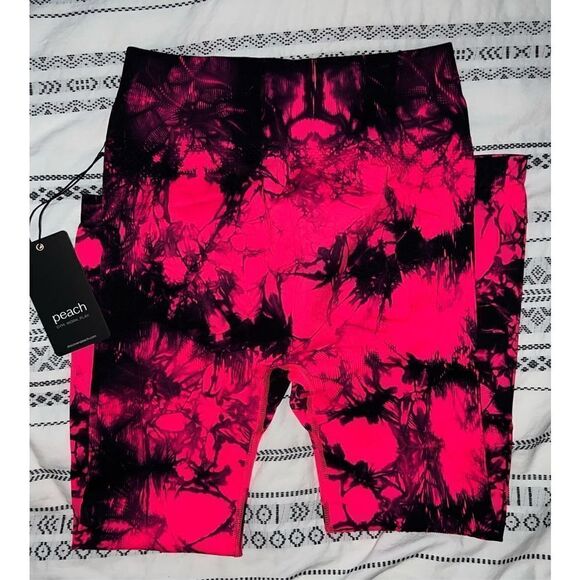 Peach Kristina Seamless capri - Pink/Black (M/L) - Picture 1 of 2
